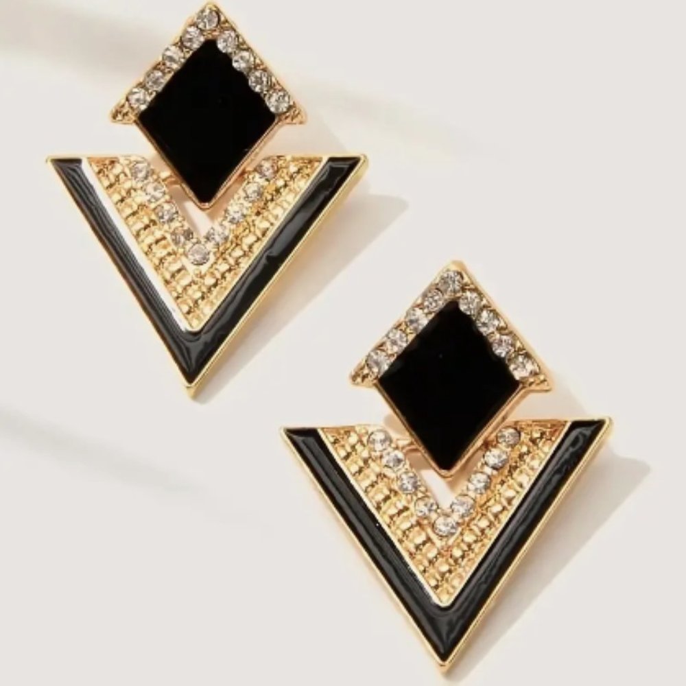 18k Gold Plated Braided Design Drop Earrings - Picture 4 of 5
